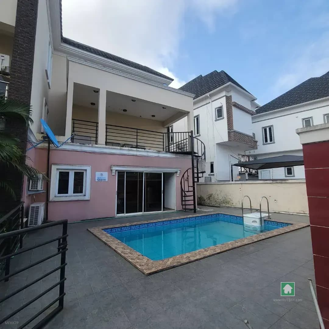 5-Bedroom Terrace in Osapa, Lekki