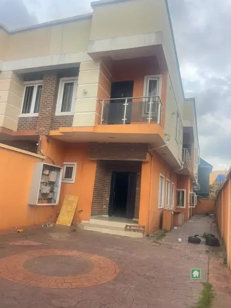 4-Br Semi Detached Duplex for Rent in Magodo, Lagos