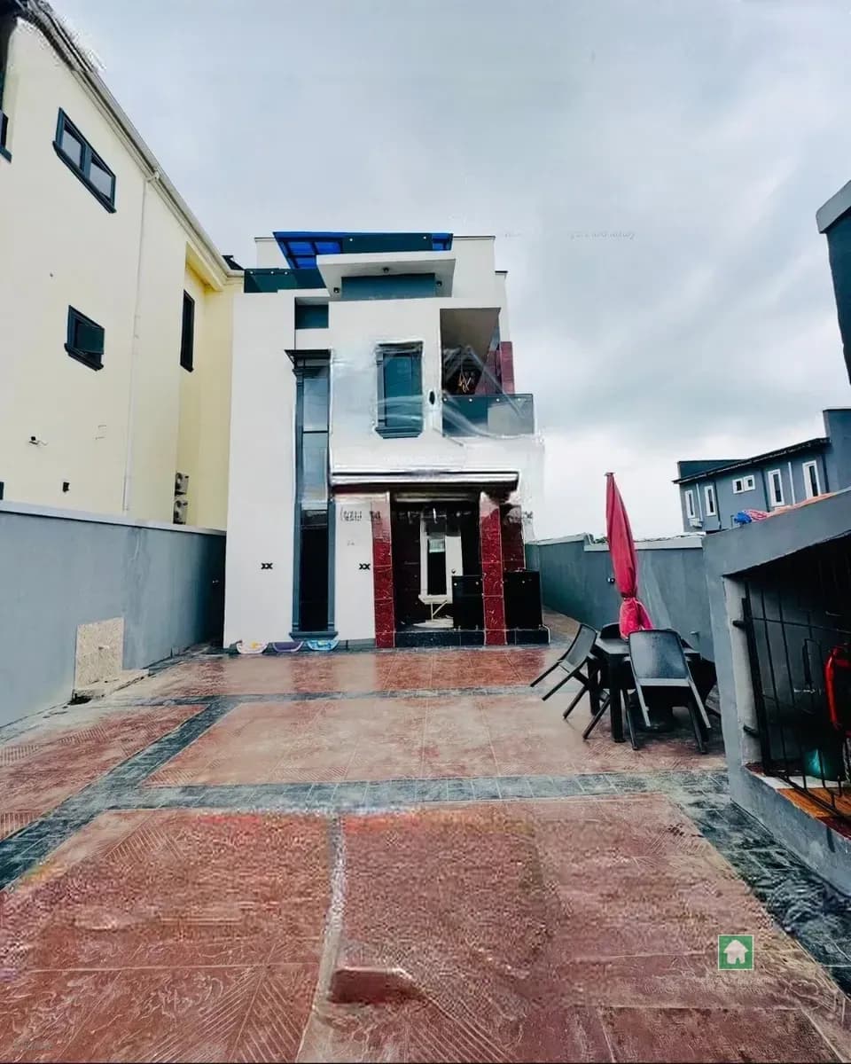 5 Bedroom Fully Detached Duplex in Ogba, Ikeja