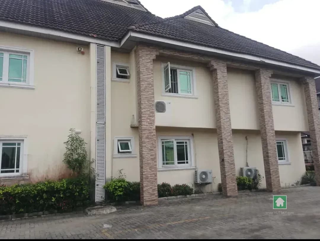 3 Bedroom Flat for Rent in Lekki Phase 1