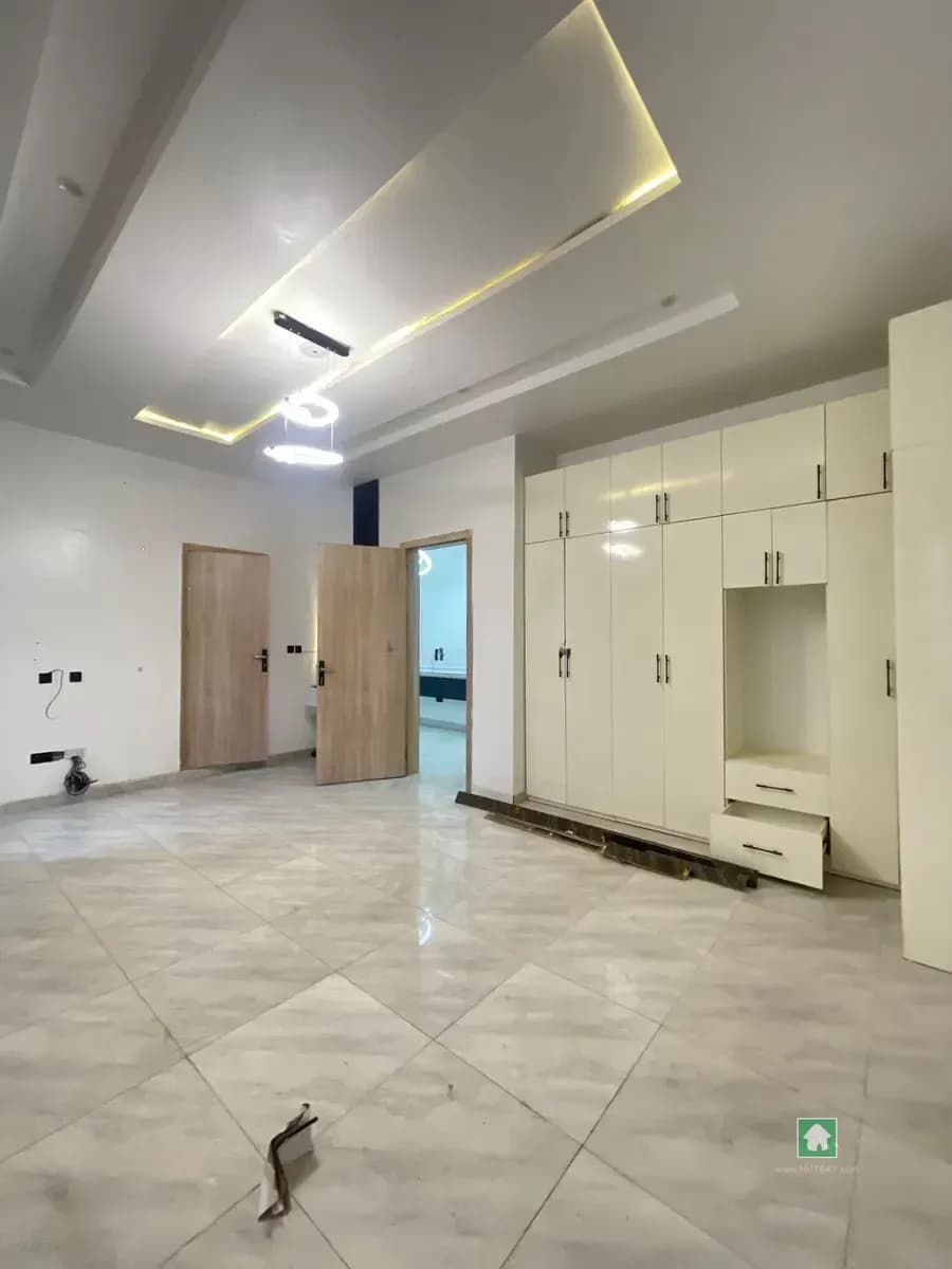 4 Bedroom Detached House for Rent in Ajah