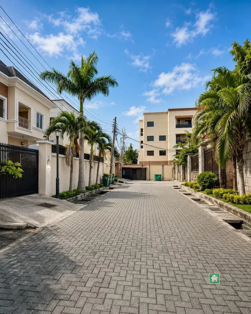 5-Bedroom Detached House for Rent in Ikoyi
