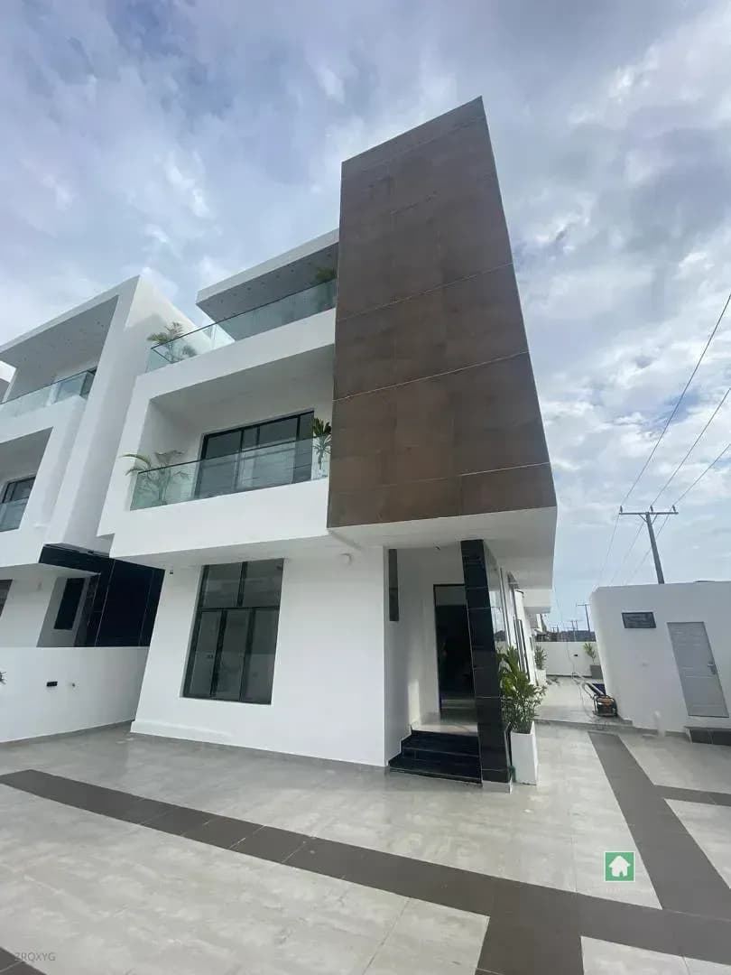 5 Bedroom Detached Duplex for Rent in Lekki Phase 1