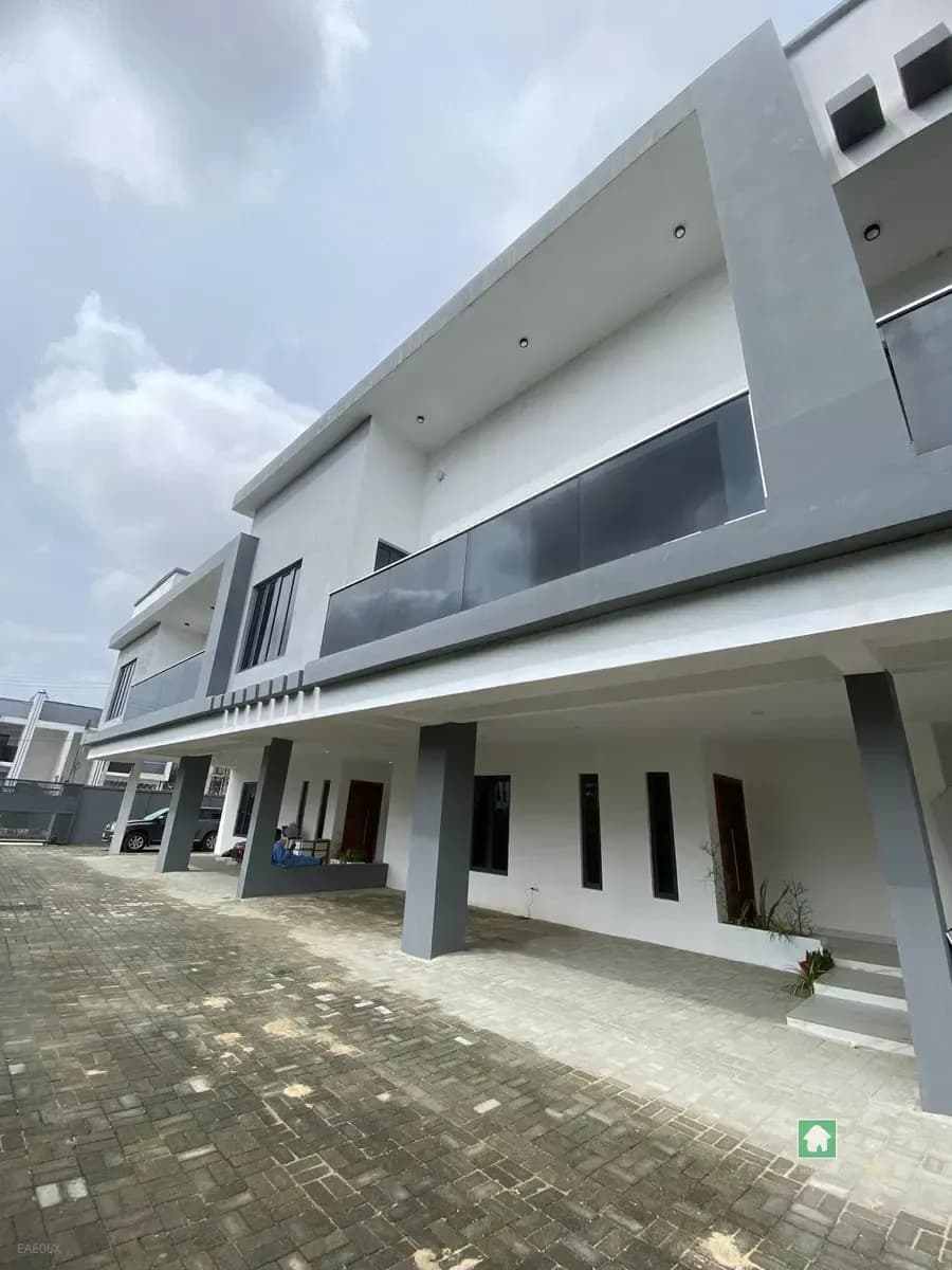3-Bedroom Terrace Duplex in Lekki Scheme 2, Ajah