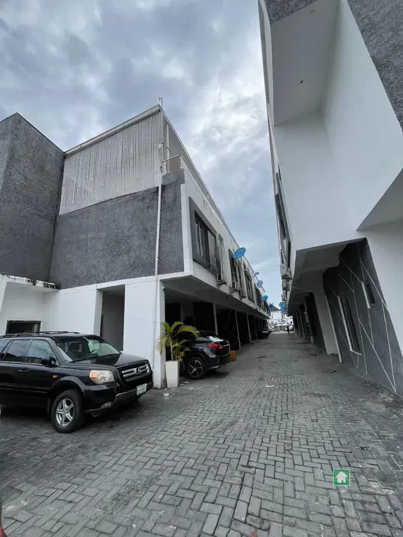 3-Bedroom Flat in Westend Estate Lekki