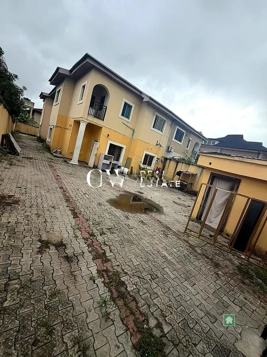 Lekki Phase 1 Commercial Property for Rent with Renovation Concession