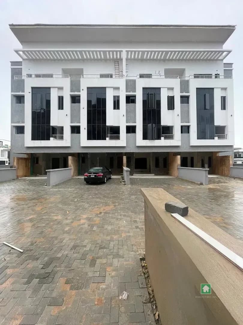 4-Bedroom Terrace Duplex for Rent in Lekki Phase 1