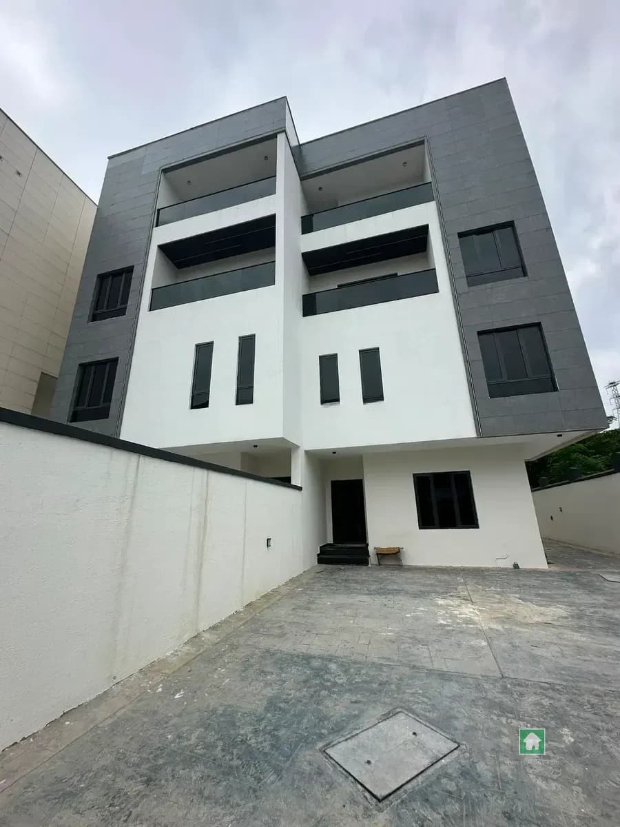 5-Bedroom Semi-Detached House on Banana Island, Ikoyi