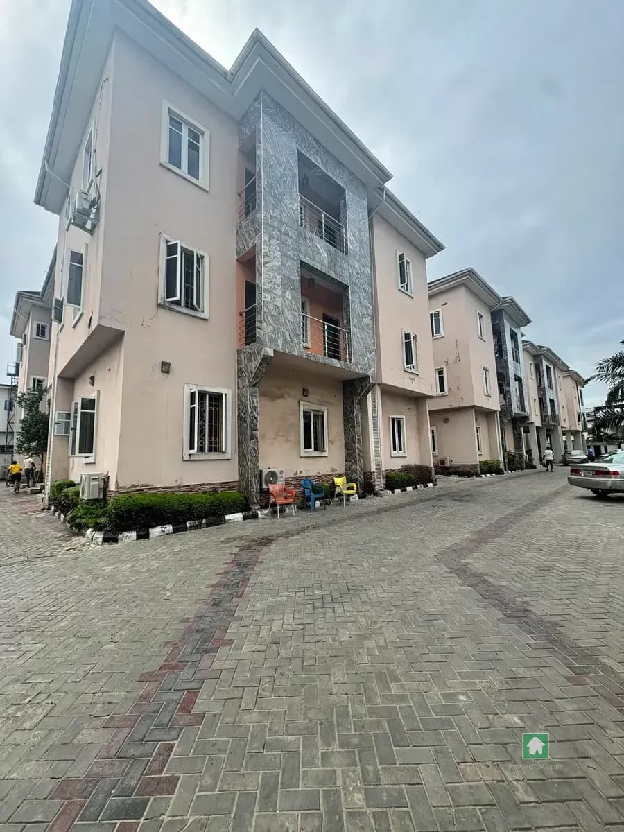 3 Bedroom Flat Apartment for Rent, Conservation Road, Lekki