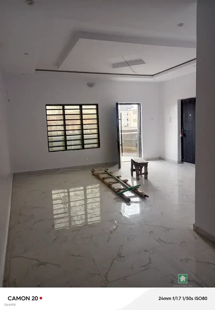 2-Bedroom Flat Apartment for Rent in Surulere, Lagos