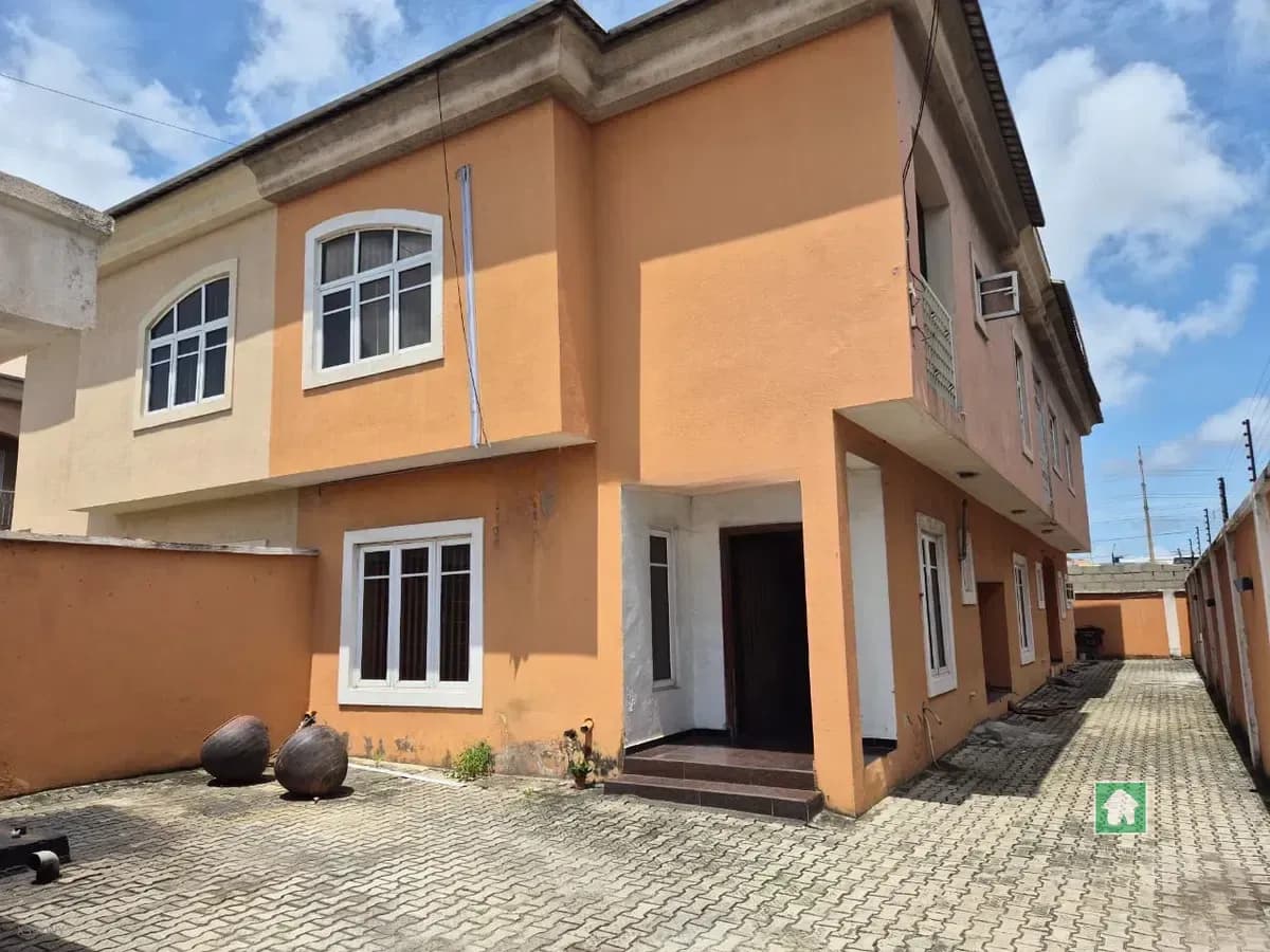 4-Bedroom Semi Detached House in Lekki Phase 1