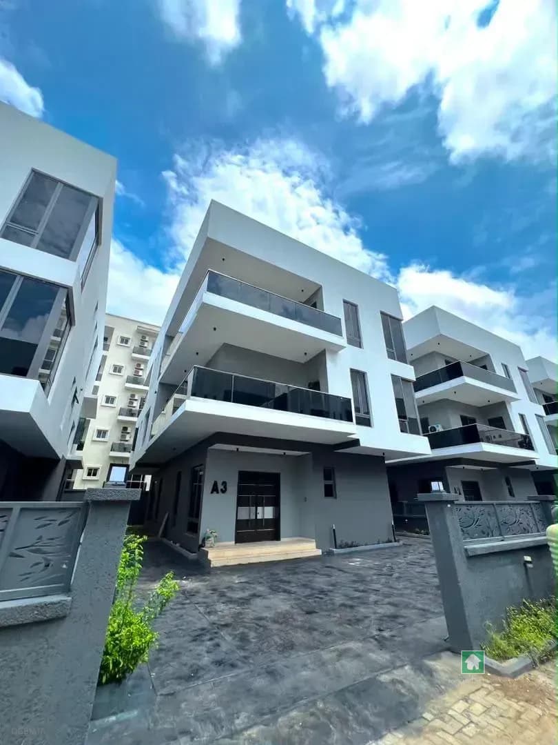 6-Bedroom Detached Duplex for Sale in Ikoyi, Lagos