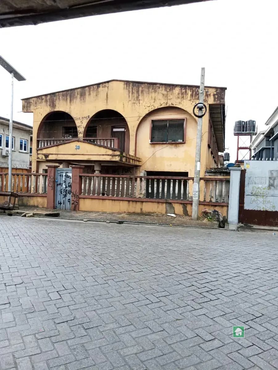 Block of 4 Flats, Surulere