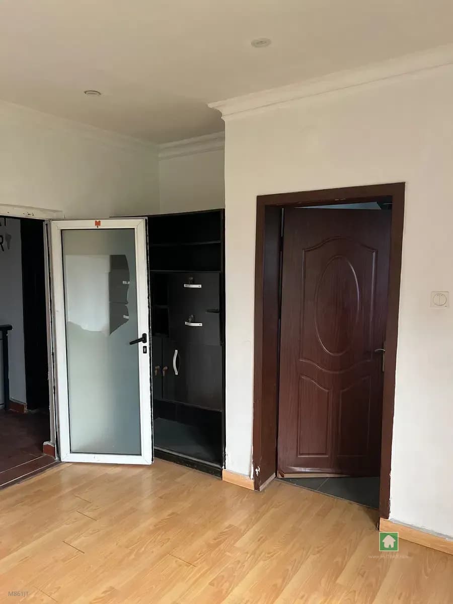 5 Bedroom Semi Detached in Lekki Phase 1