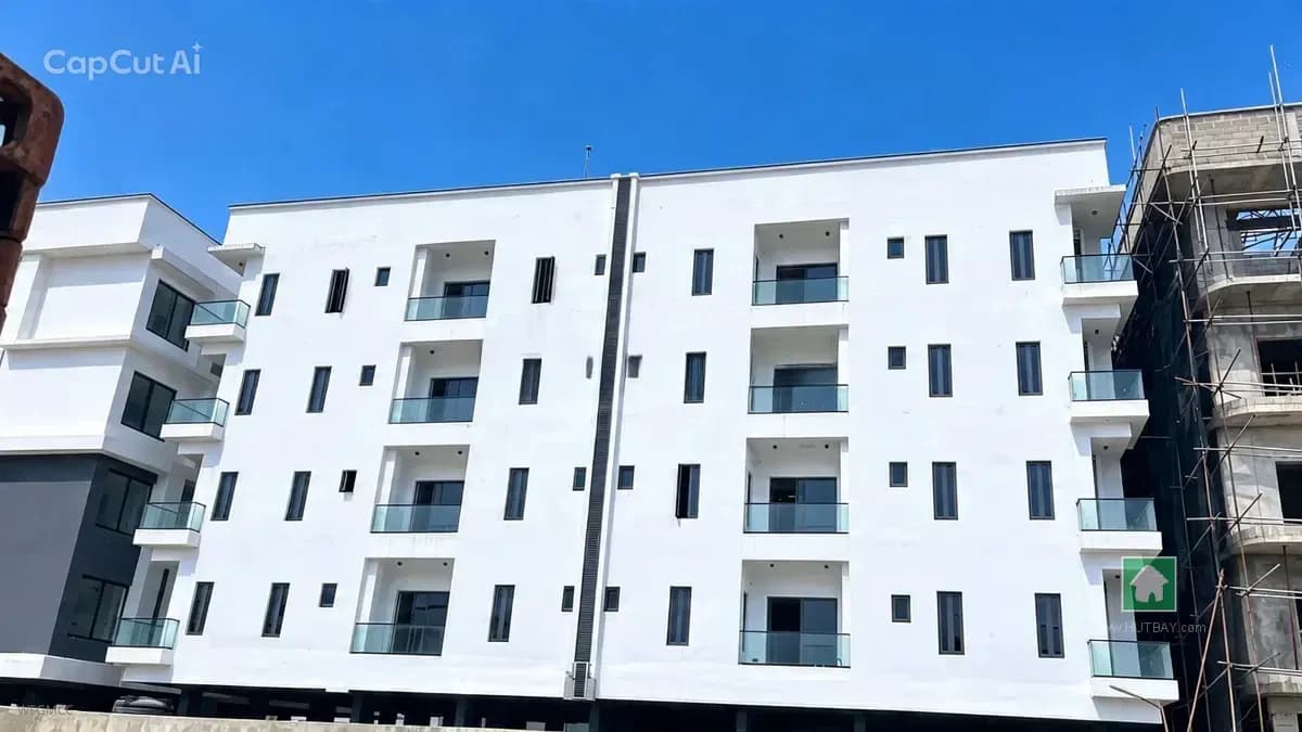 3 Bed, 3 Bath Flat in Lekki Phase 1