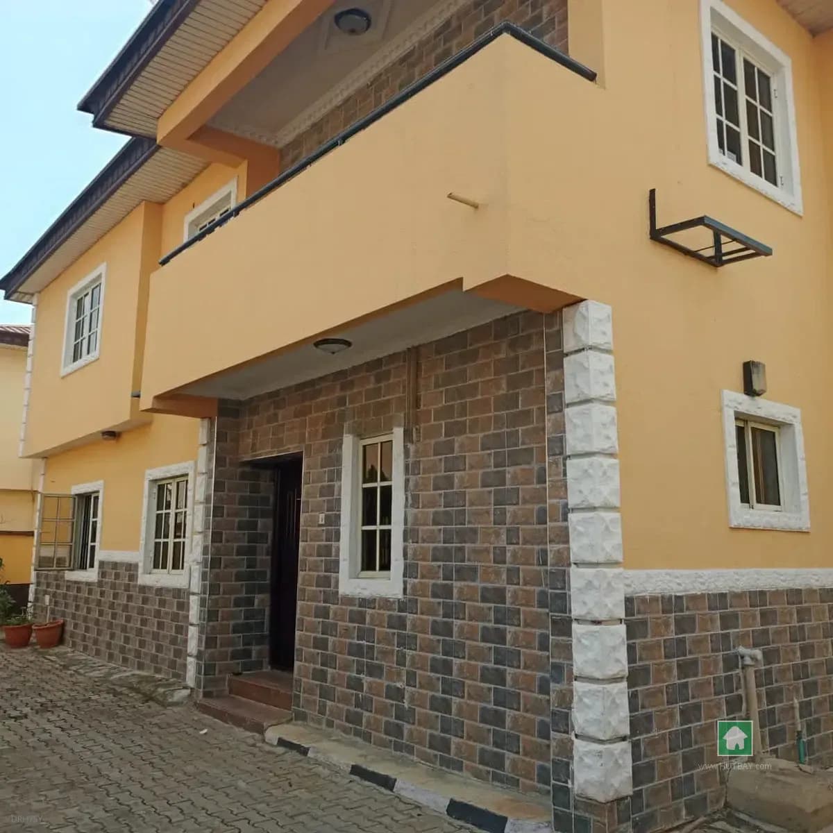 For Rent: 5-Bedroom Detached Duplex in Gbagada, Lagos