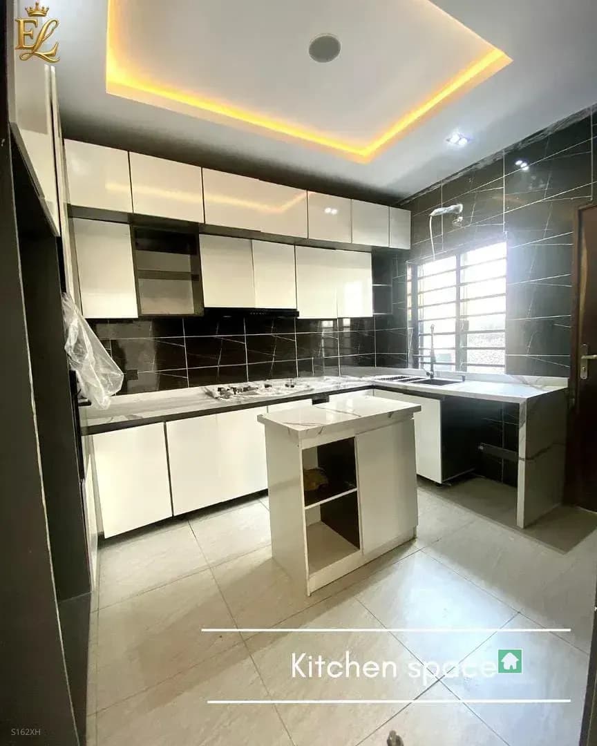 Detached Duplex for Rent in Ikota, Lekki