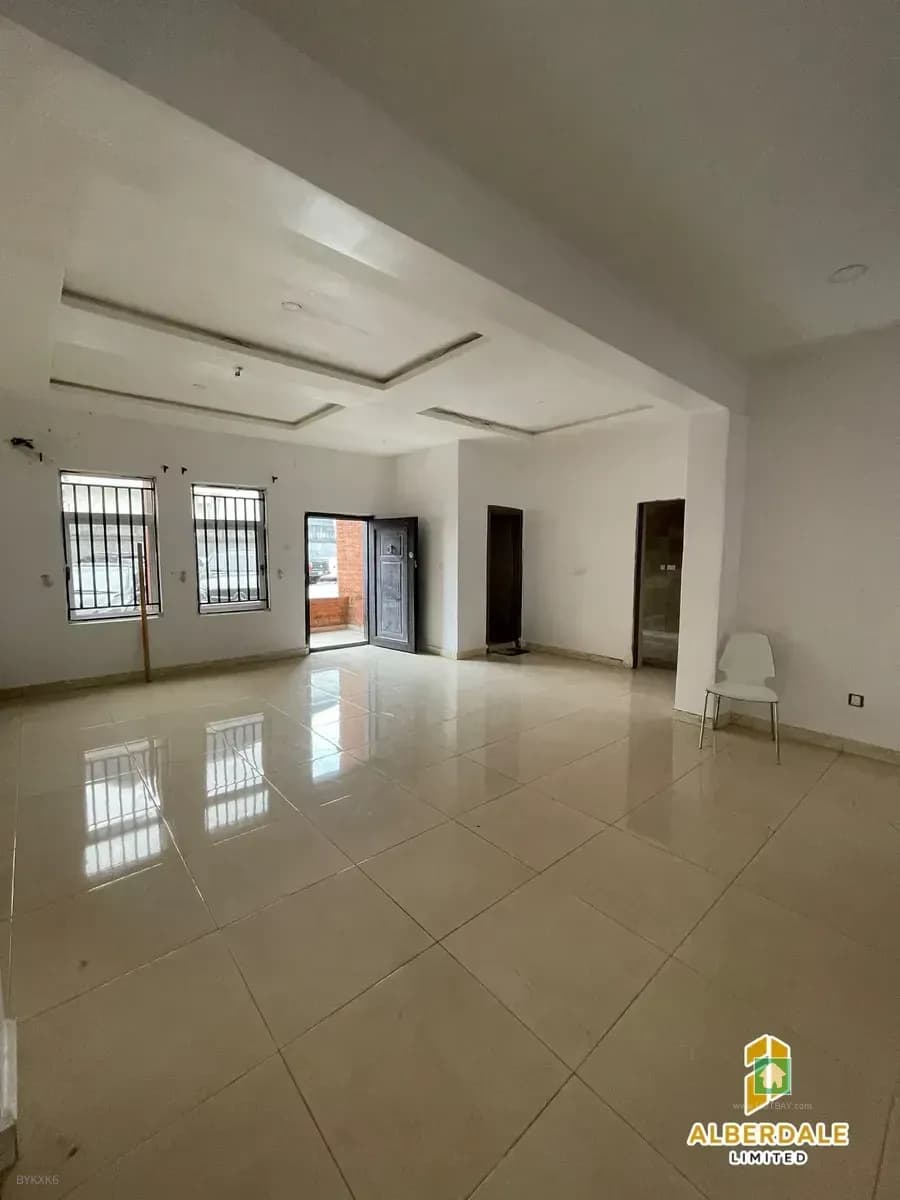 For Rent: 2-Bedroom Flat in Chevy View Estate, Lekki