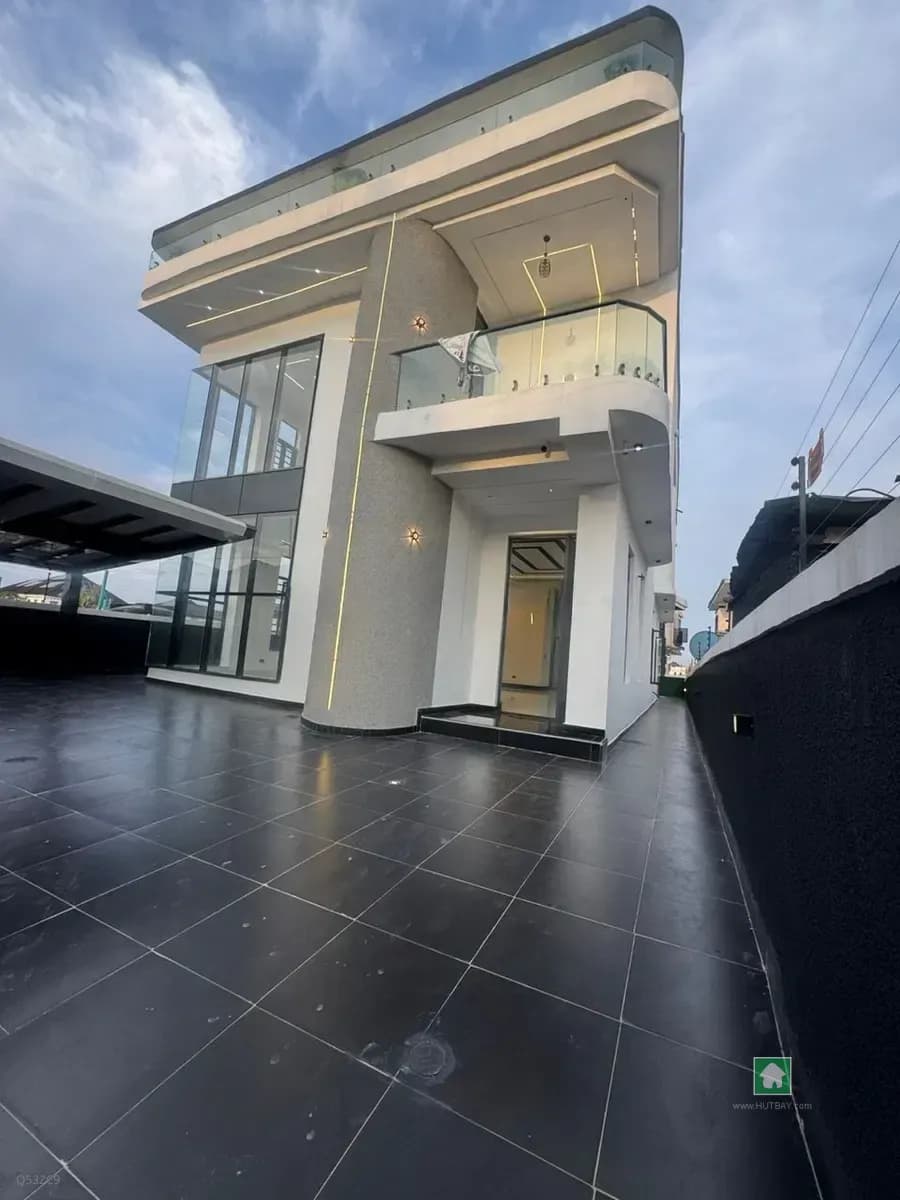 5-Bedroom Detached Duplex for Sale in Sangotedo, Ajah