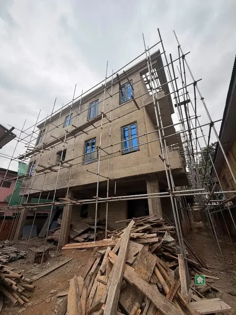 2 Bedroom Flat Apartment for Sale in Onigbongbo, Maryland, Lagos