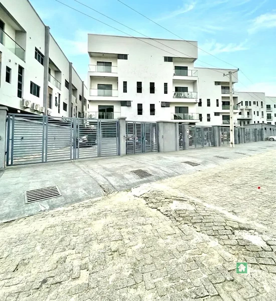 House for Rent in Lekki Phase 1, Lagos