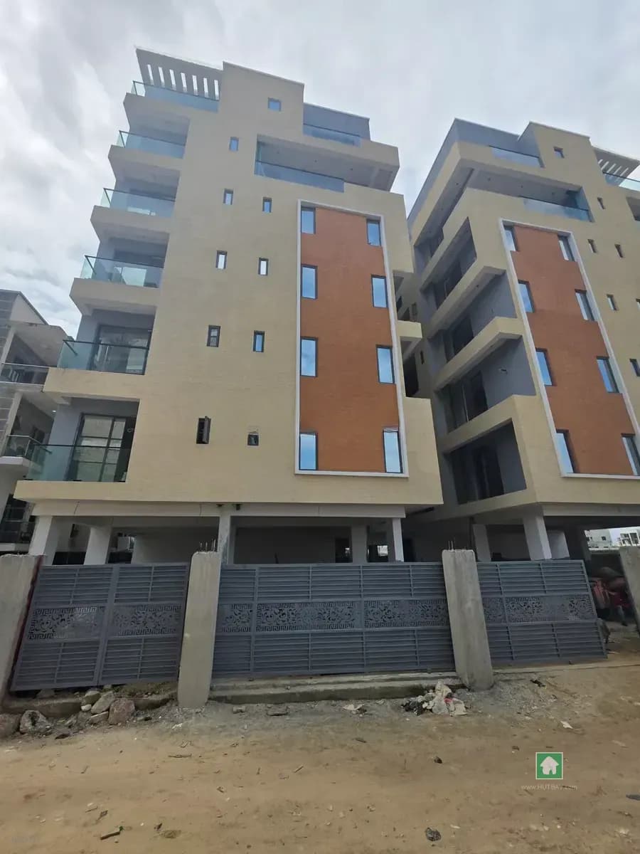 2 Bedroom Flat in Lekki Phase 1