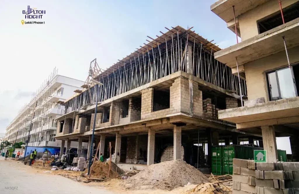 2-Bedroom Flat in Prestigious Lekki Phase 1
