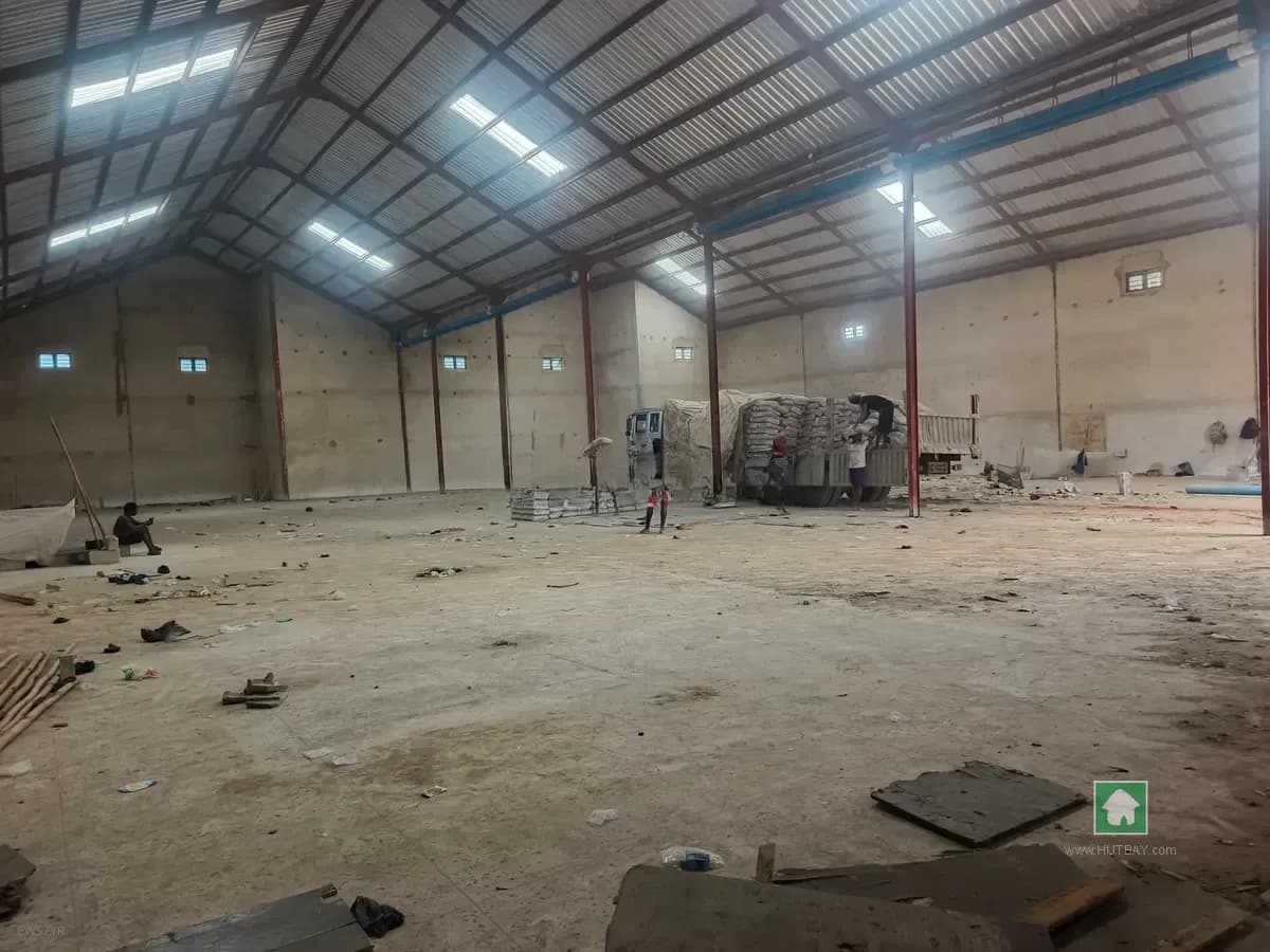 Warehouse for Rent in Yaba, Lagos