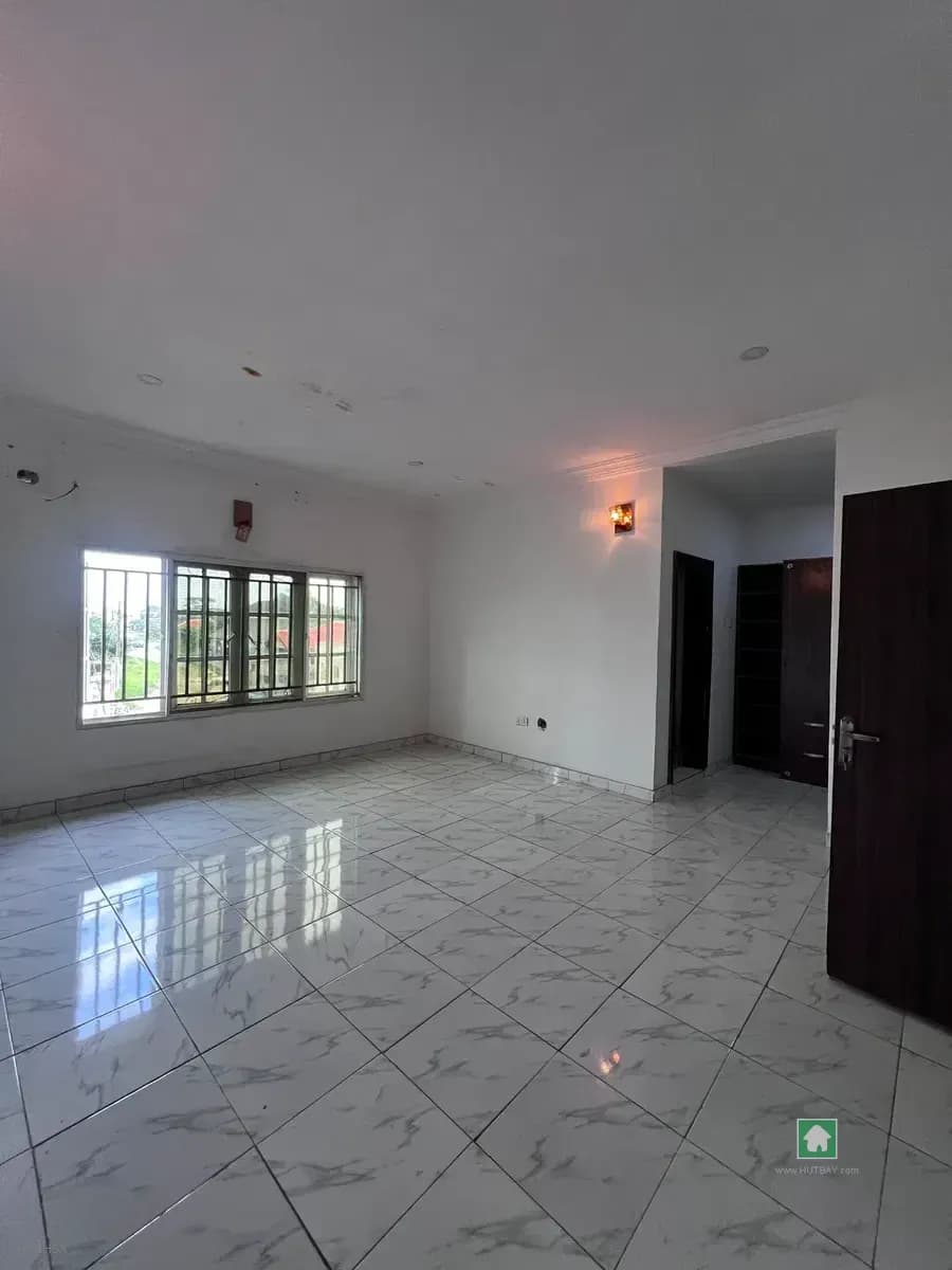 3 Bed Apartment for Rent in Pepperoni Junction, Ajah