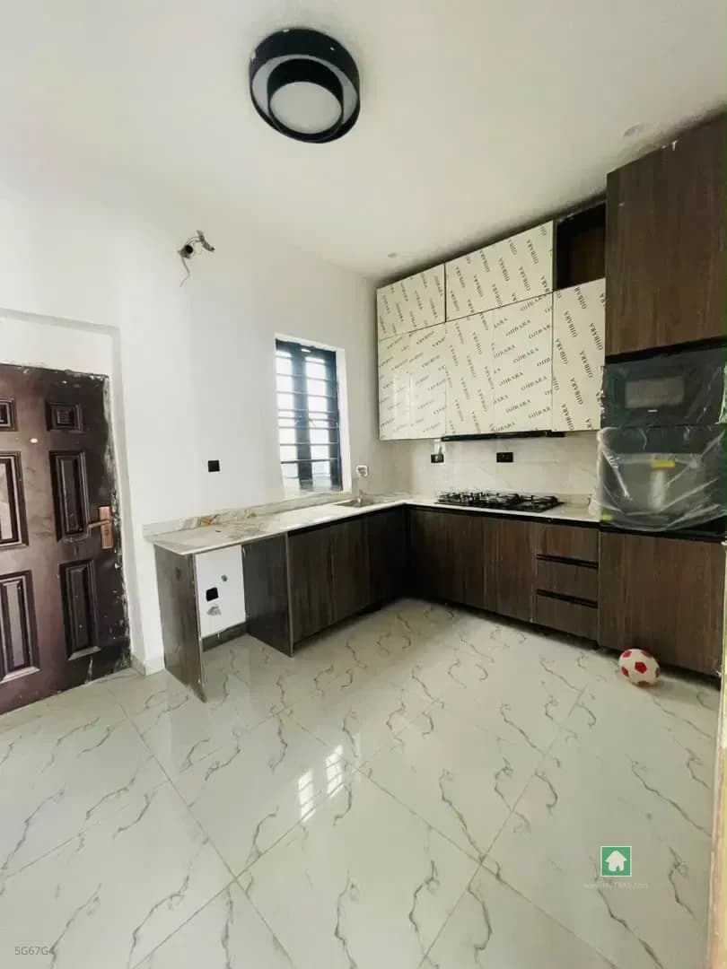 4 Bedroom Terrace for Rent in Orchid Road, Lekki