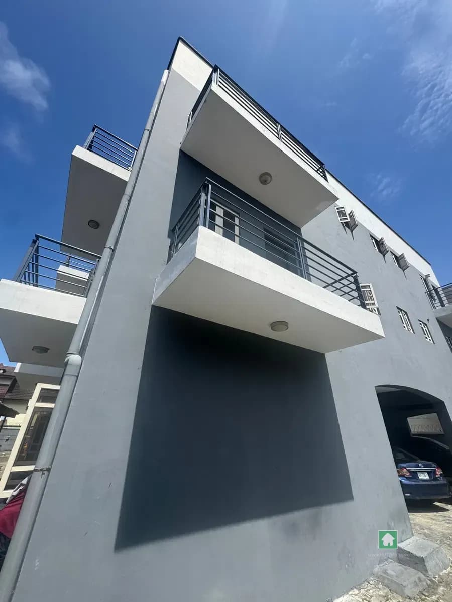 Oniru, Victoria Island 3-Bedroom Flat for Rent