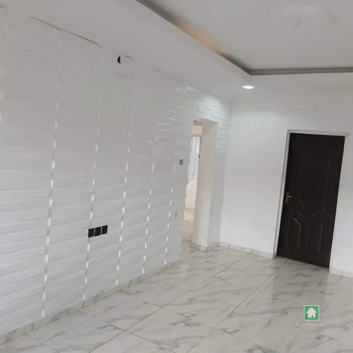 2BR Flat Apartment for Rent, Glove Street, Yaba, Lagos
