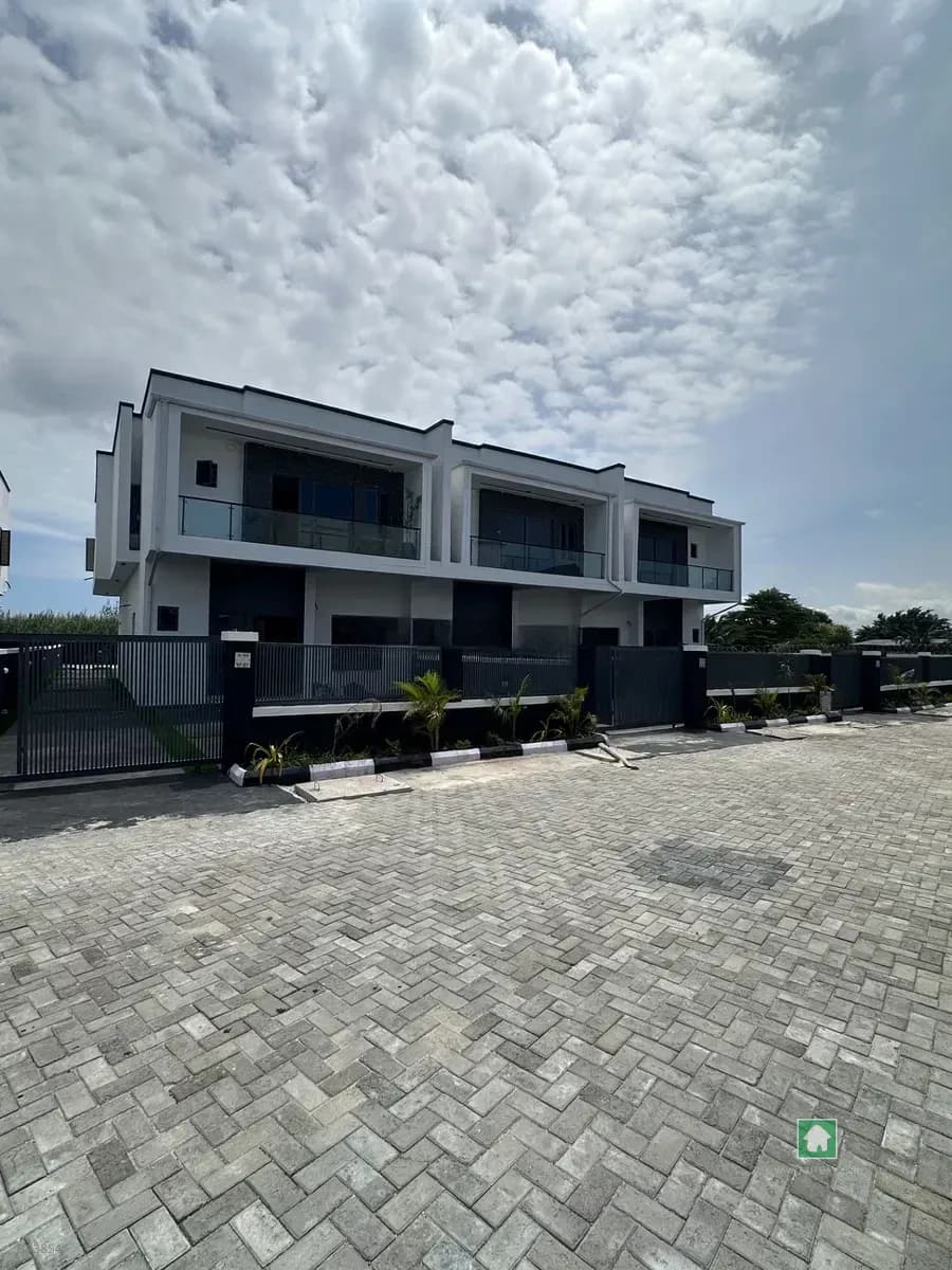 4-Bedroom Terrace in Victoria Garden City, Lekki