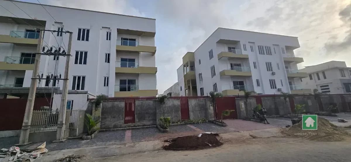Terrace Home in Lekki Phase 1, 2200 Sqm