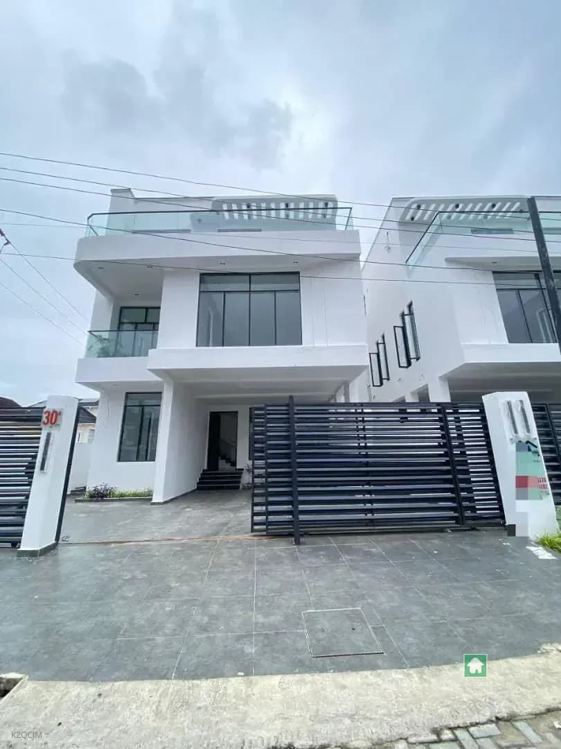 5-Bedroom Detached Duplex for Sale in Chevron, Lekki