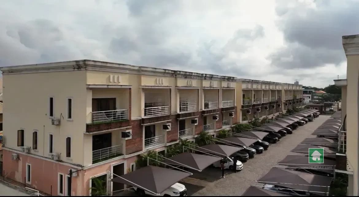 4-Bedroom House for Rent in Lekki Phase 1