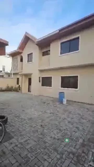 6-Bed Detached Duplex for Rent in Lekki Phase 1