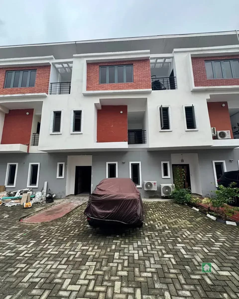 4 Bedroom Terrace for Sale in Ikate, Lekki