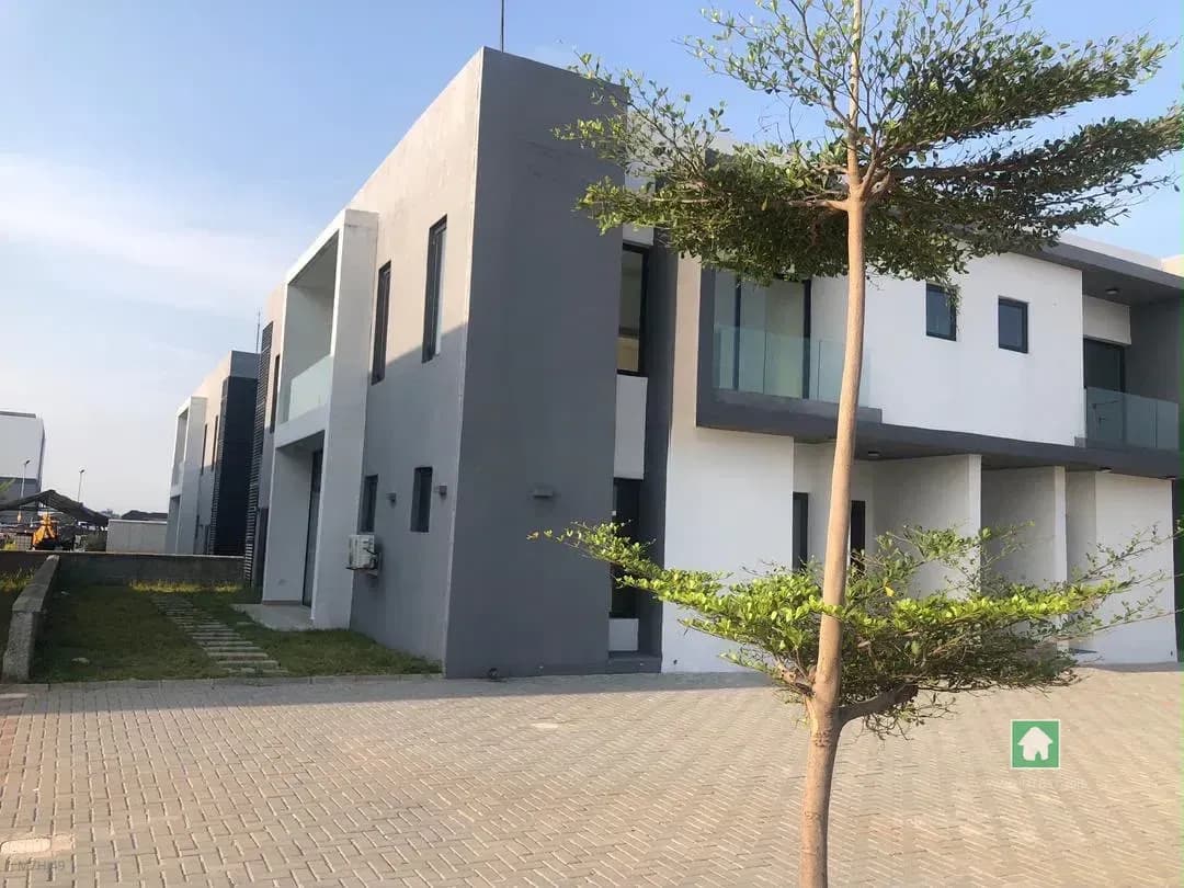 4-Bedroom Bungalow for Rent in Maiyegun Beach Estate, Lekki
