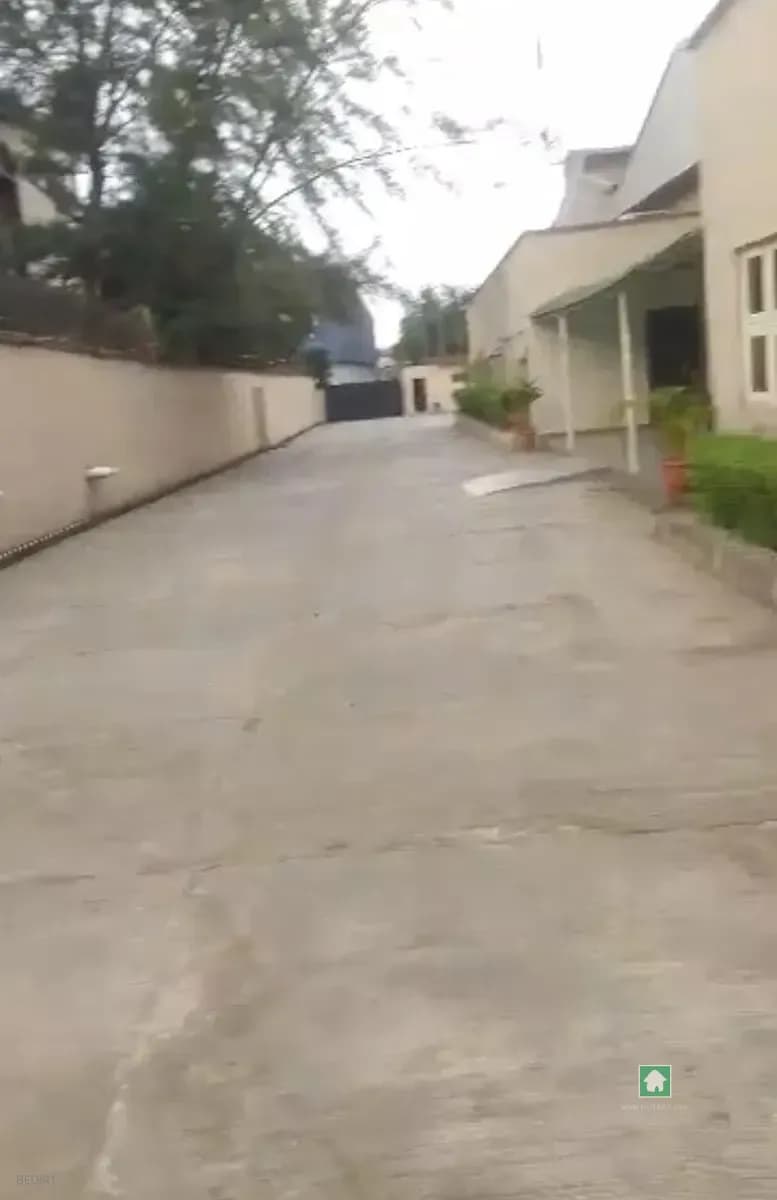 Commercial Space for Rent on Guinness Road, Ikeja