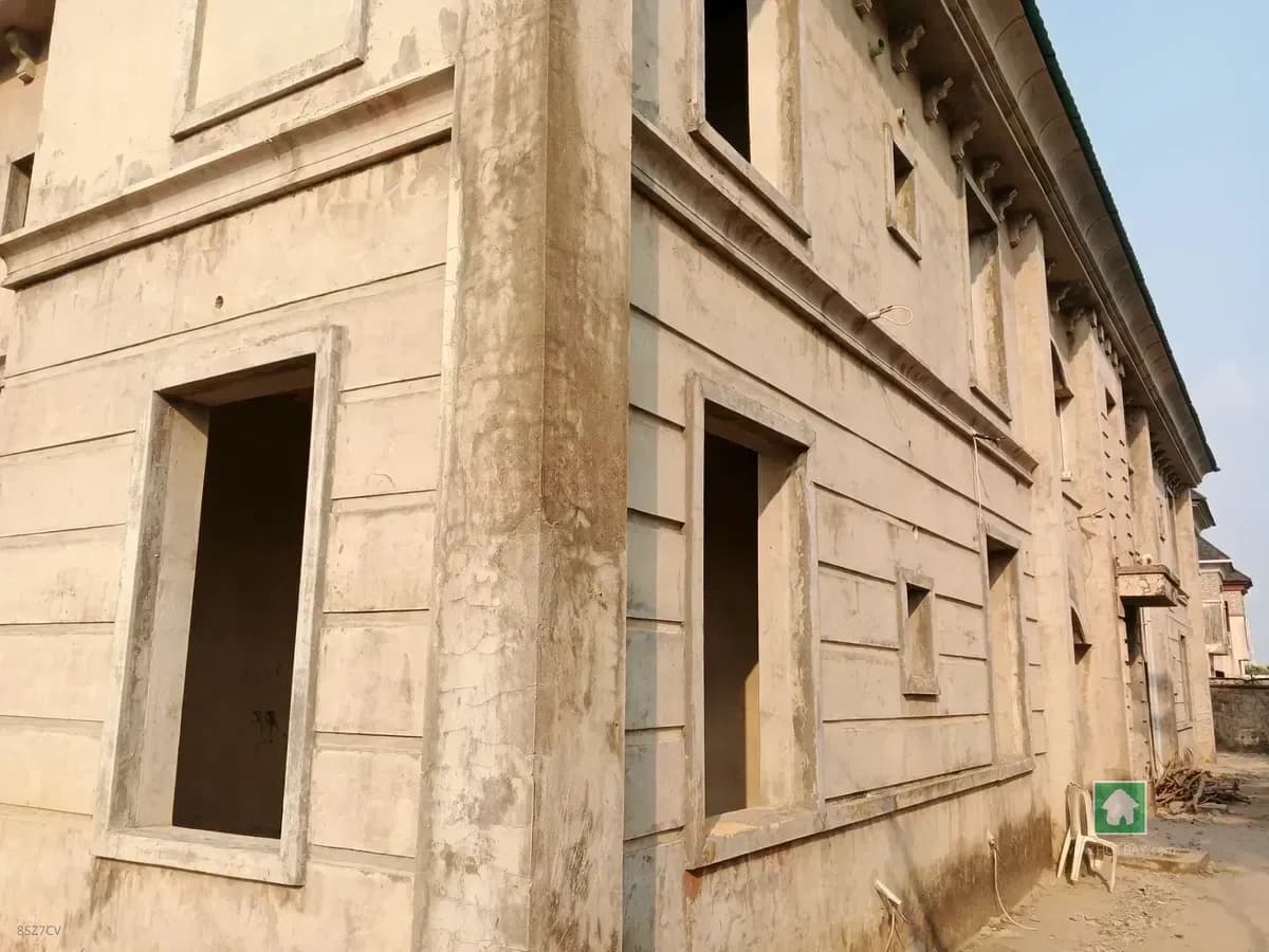 Hotel for Sale in Lekki Phase 2
