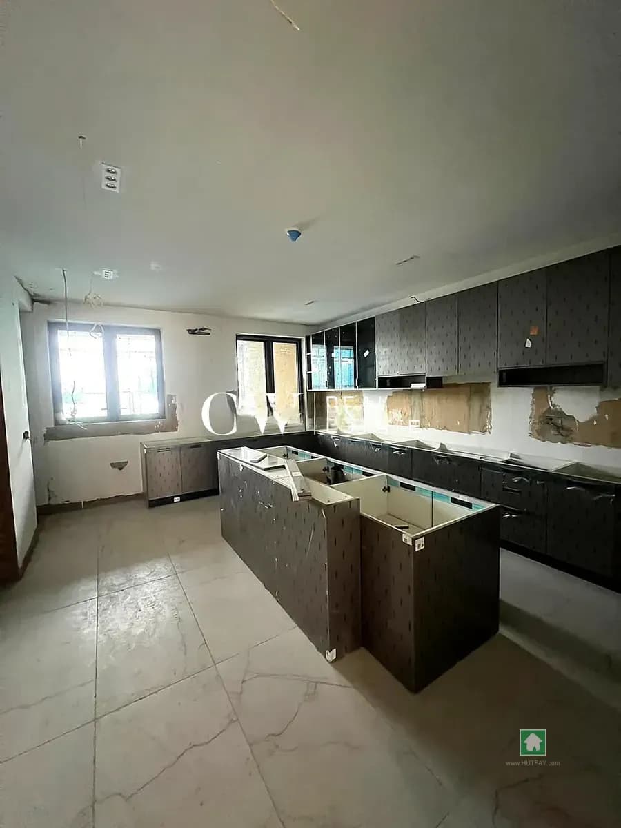 5-Bedroom Penthouse Maisonette | Banana Island, Ikoyi