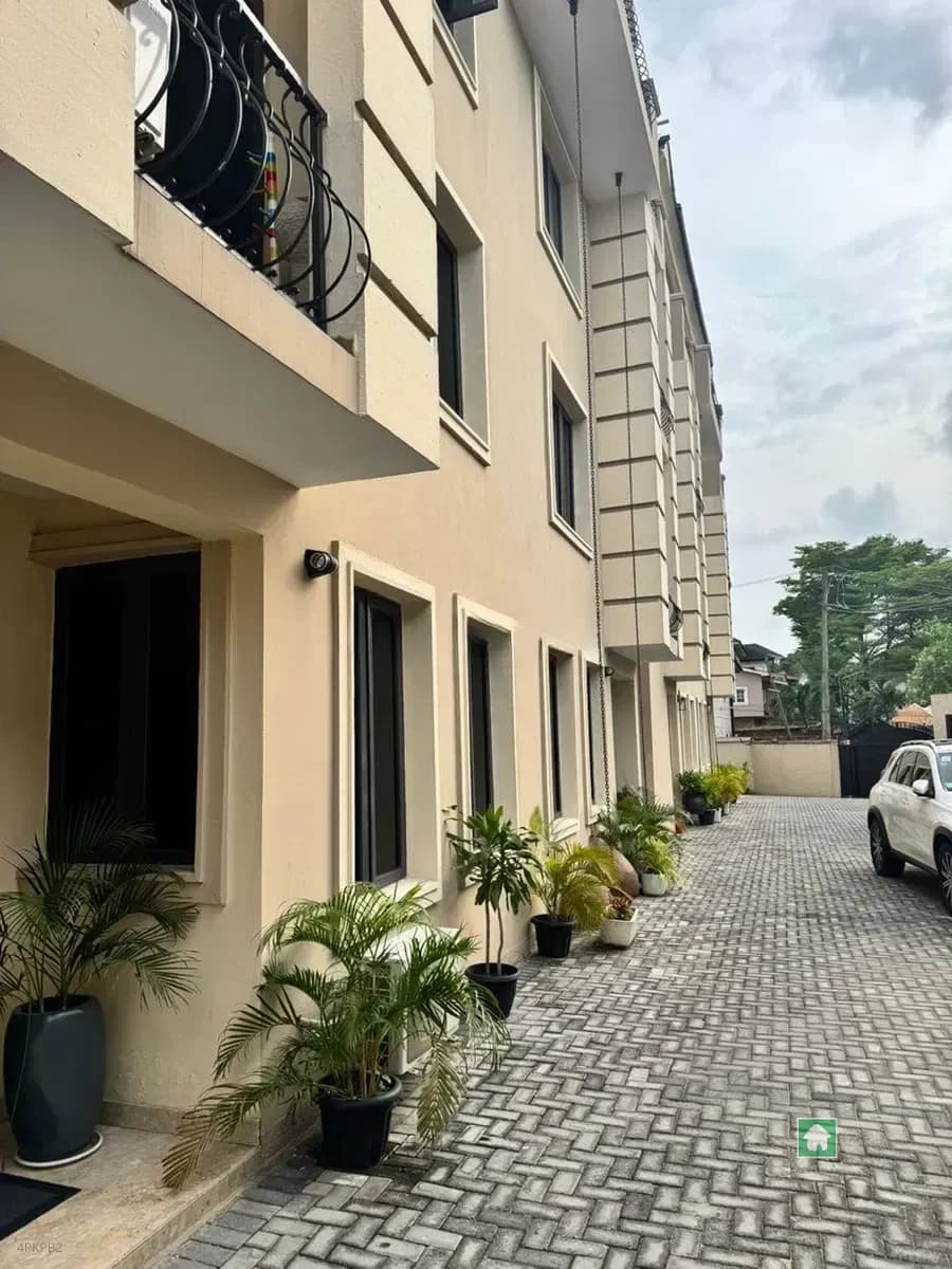 4-Bedroom Terrace in Ikoyi, Lekki