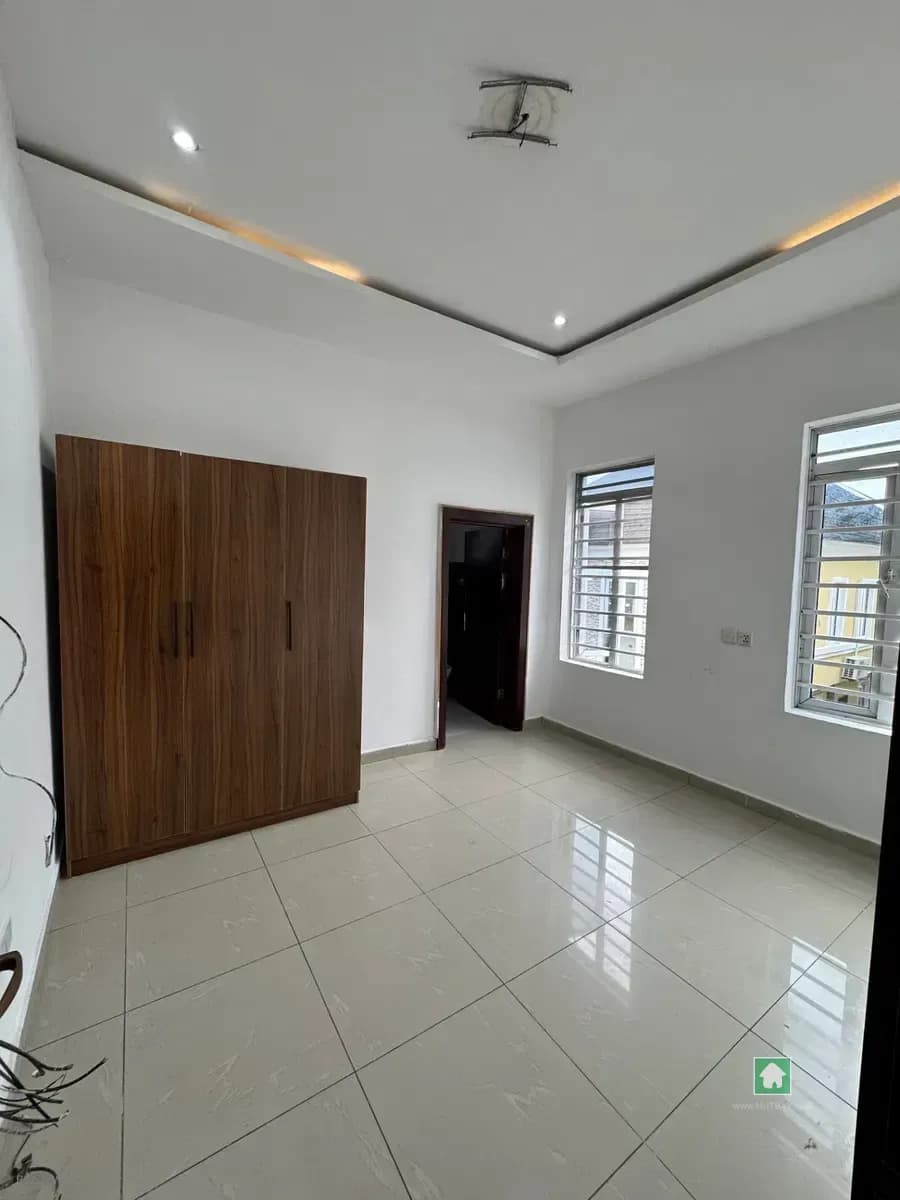 Studio Apartment for Rent in Lekki Expressway