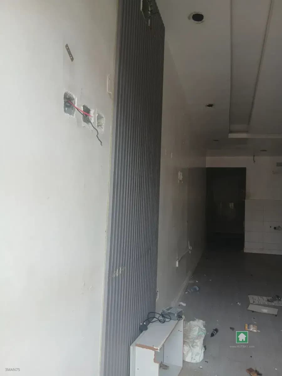 Commercial Shop Space in Dolphin Estate, Ikoyi