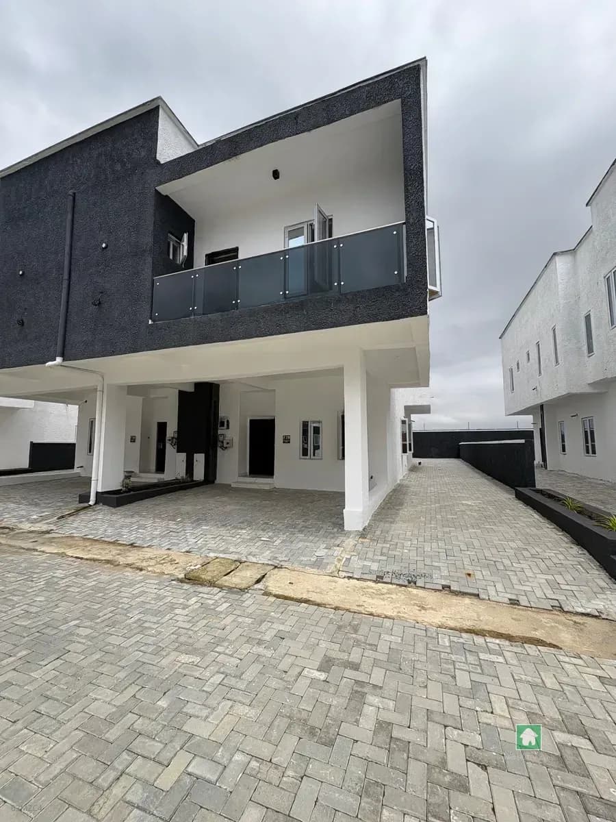 3 Bedroom Semi Detached in Sangotedo, Ajah