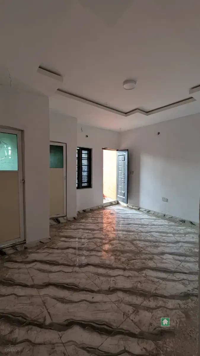 1 Bedroom Mini Flat for Rent in Lawanson, Surulere