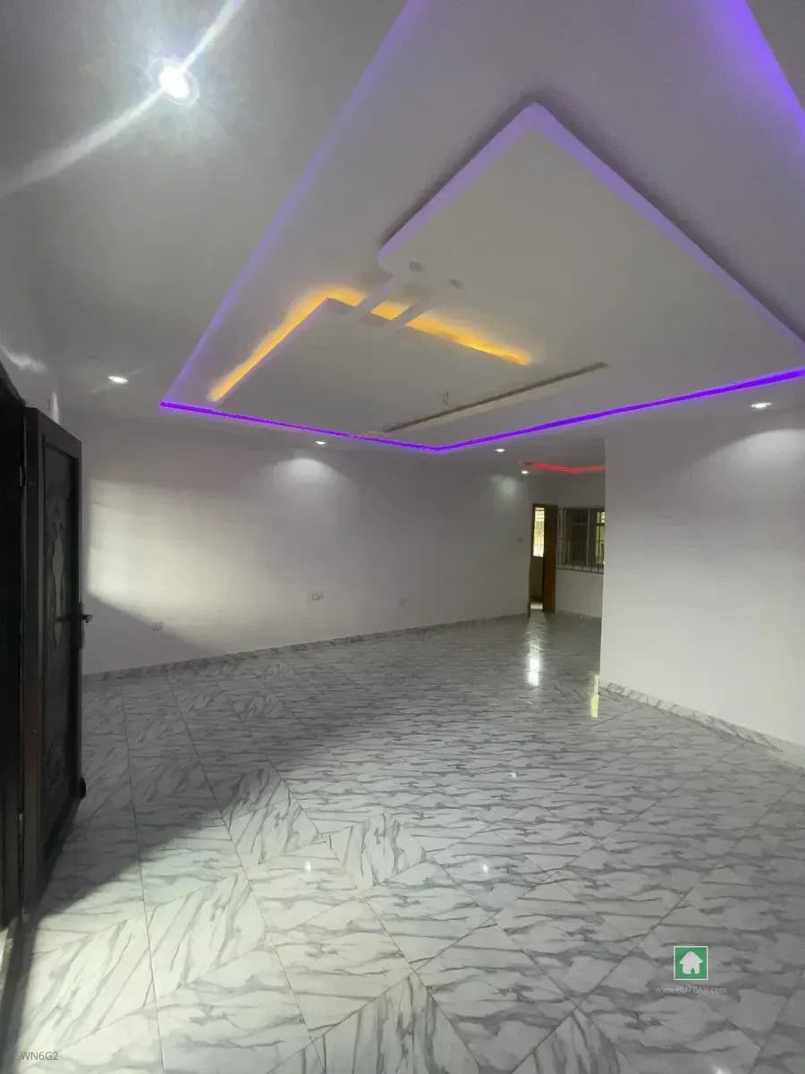 3-Bedroom Flat for Rent in Ogunlana, Surulere