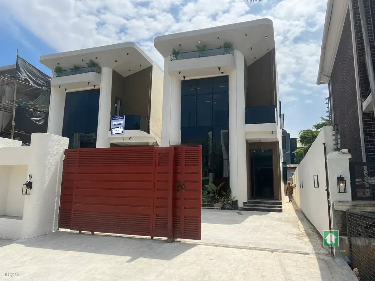 Five-Bedroom Detached Duplex for Sale in Lekki
