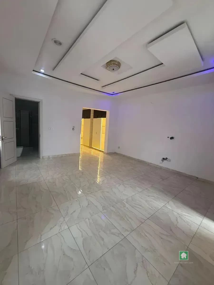 Studio Apartment for Rent in Lekki Expressway, Lekki